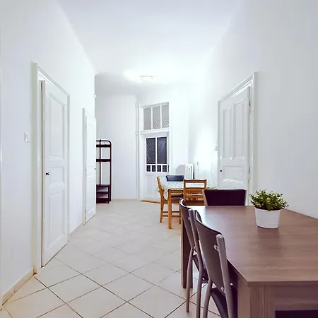 Vezenska * Prague