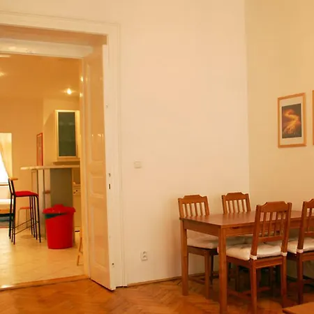 Apartment Vezenska Prague